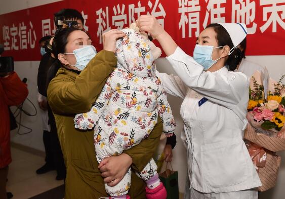等奇奇长大了，一定带她再来北京”—北京9个月患儿出院记